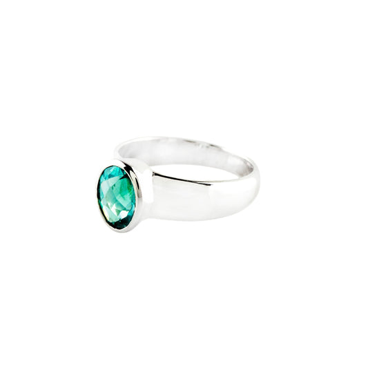 Apatite Oval Ring Sterling Silver - Twisted Earth Artistry